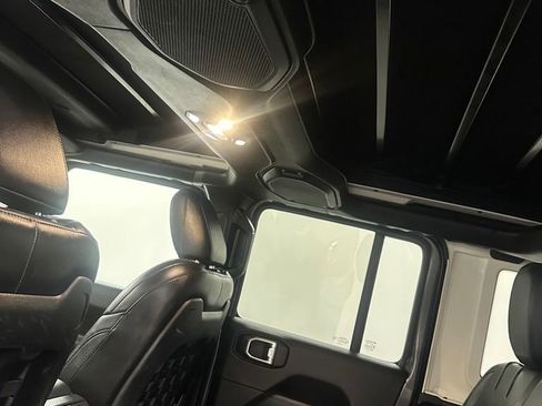 Used 2022 Jeep Wrangler Unlimited Rubicon 4xe w/ Steel Bumper Group image 26