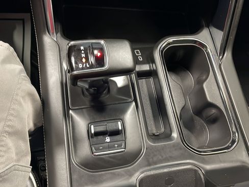 Used 2024 GMC Sierra 1500 AT4X w/ AT4X AEV Edition AWD/4WD image 12