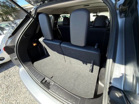 Used 2024 Mitsubishi Outlander SE AWD/4WD image 19