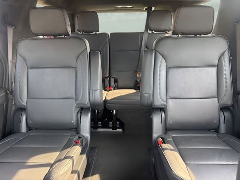 Used 2025 GMC Yukon Denali image 12
