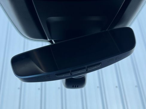 Used 2024 Porsche Panamera 4 image 36