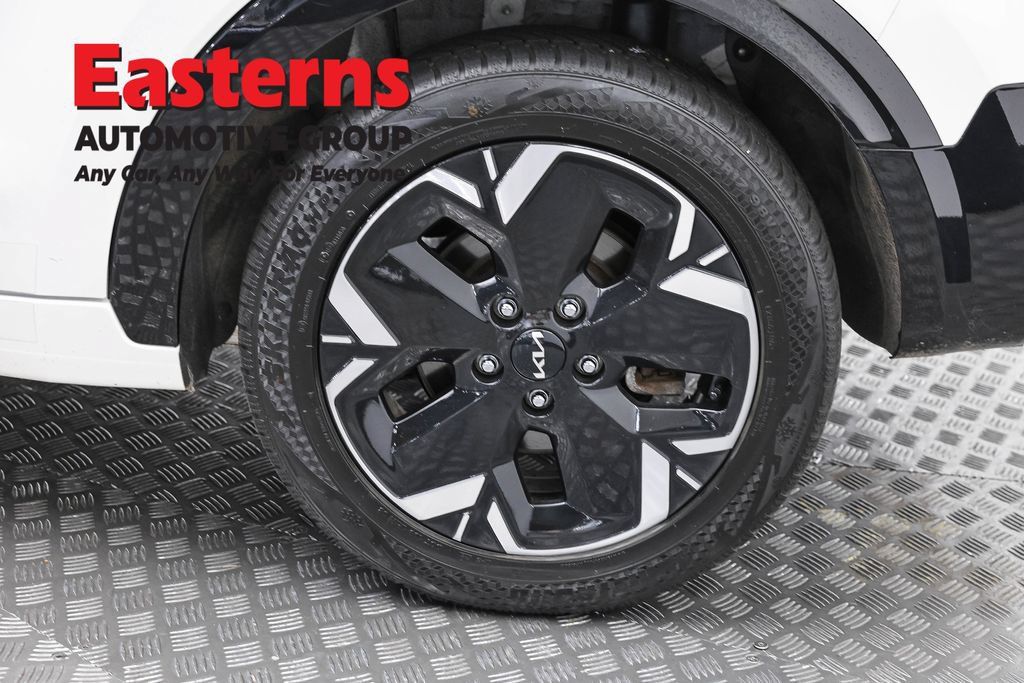 Used 2024 Kia Niro Wind w/ Wind Preserve Package FWD image 32