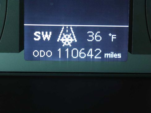 Used 2015 Toyota 4Runner Limited image 11