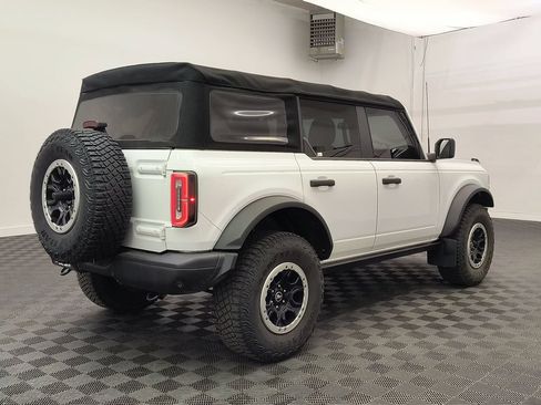 Used 2021 Ford Bronco Badlands w/ Sasquatch Package AWD/4WD image 9