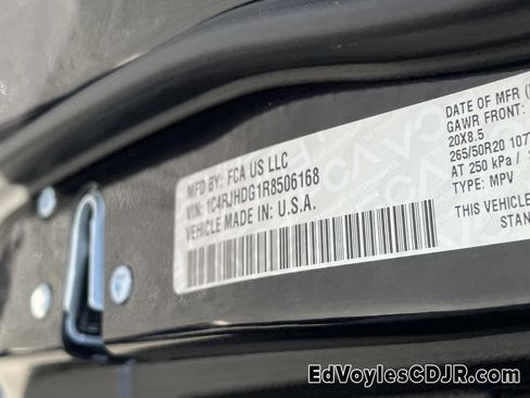 Used 2024 Jeep Grand Cherokee Overland w/ Adv Protech Group III image 42