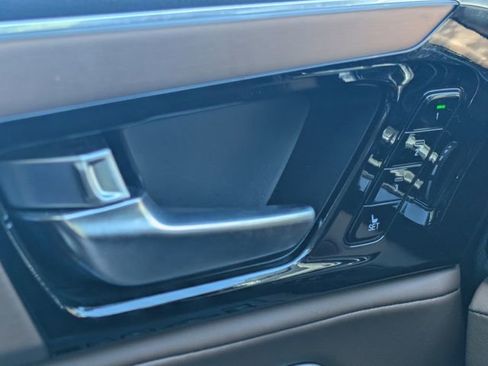 Certified 2024 Acura MDX SH-AWD w/ Technology Package image 30