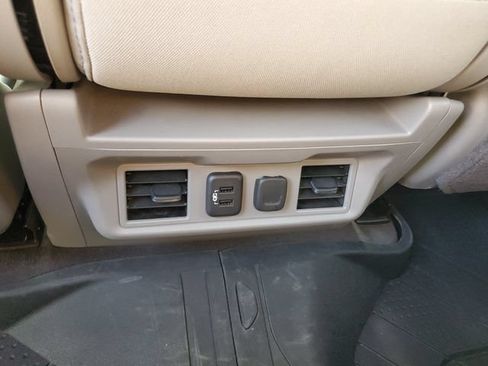 Used 2022 GMC Sierra 2500 SLE w/ SLE Convenience Package AWD/4WD image 17