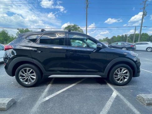 Used 2017 Hyundai Tucson SE Plus FWD image 5