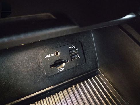 Used 2015 Ford F150 XLT w/ Equipment Group 302A Luxury image 23