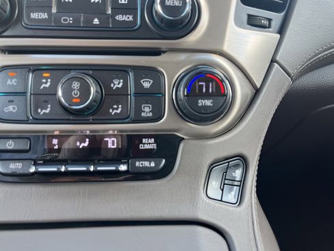 Used 2017 GMC Yukon XL Denali w/ Open Road Package image 27