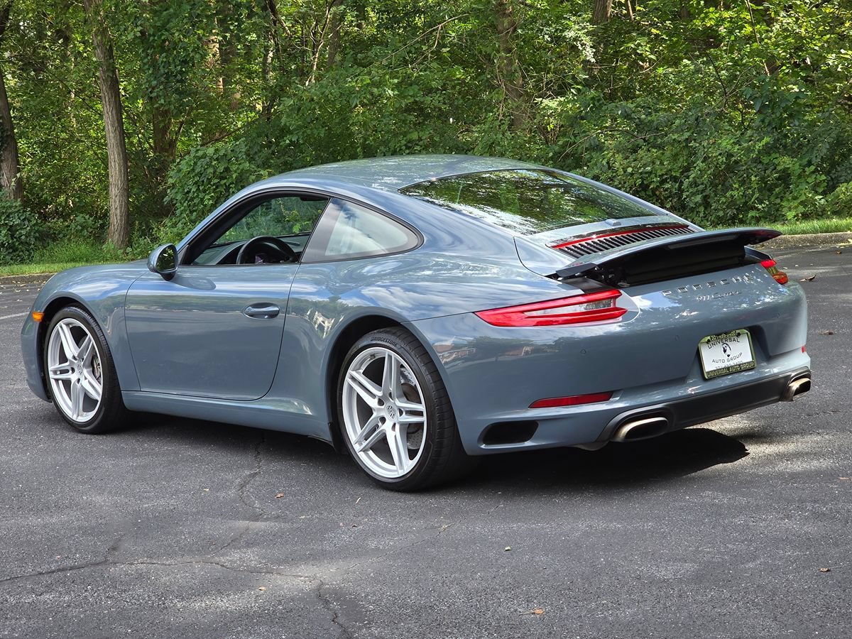 Used 2017 Porsche 911 Carrera RWD image 4