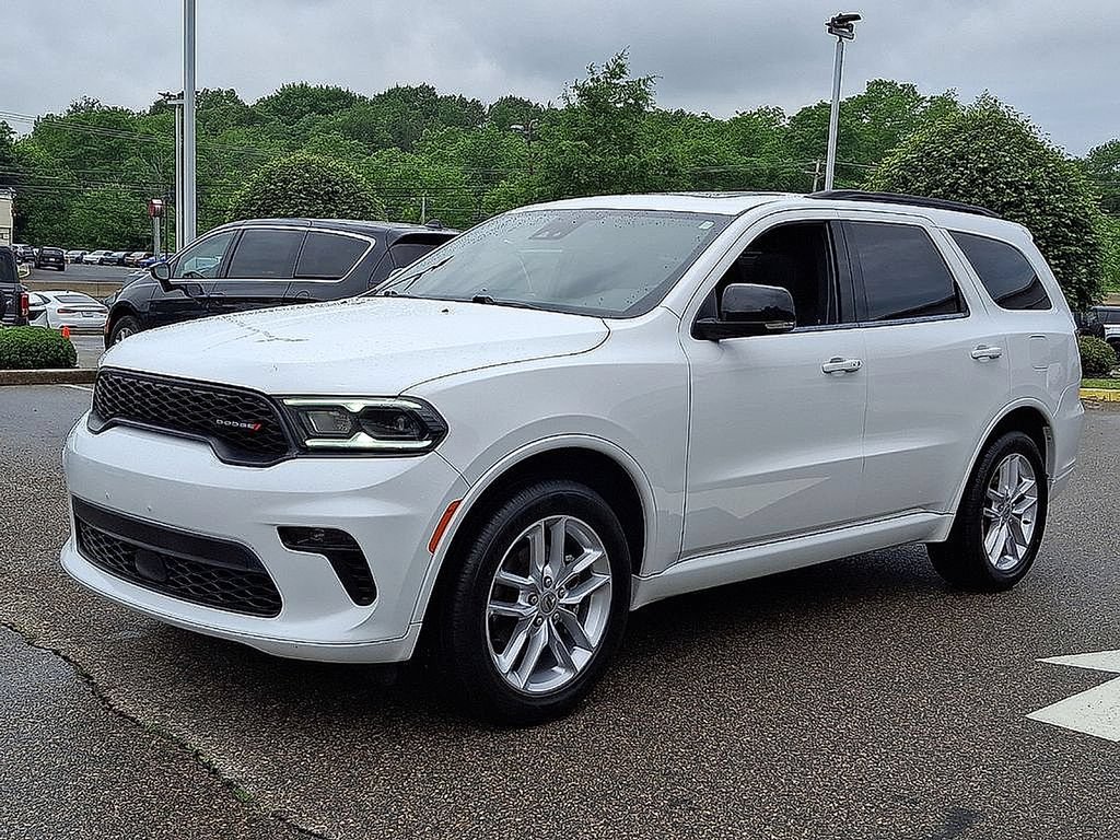 Used 2023 Dodge Durango GT AWD/4WD image 3