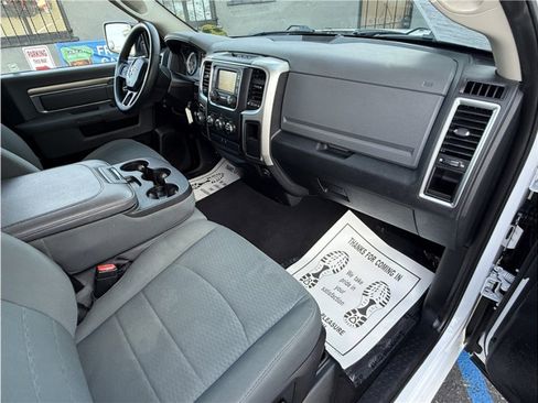 Used 2016 RAM 1500 Classic SLT image 28