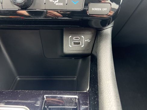 New 2026 Jeep Compass Limited image 31