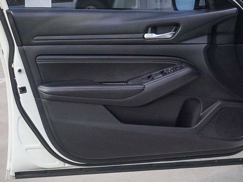 Used 2019 Nissan Altima 2.5 S image 21