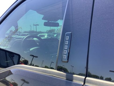 Used 2021 Ford F150 Lariat AWD/4WD image 49