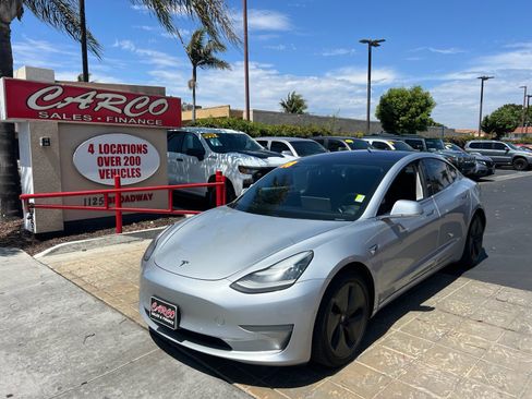 Used 2018 Tesla Model 3 Long Range AWD/4WD image 4