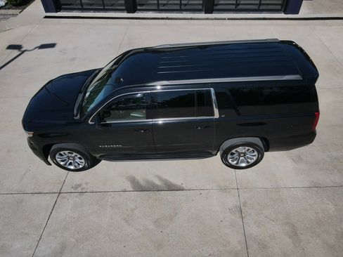 Used 2019 Chevrolet Suburban LT AWD/4WD image 57
