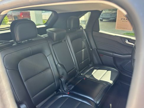 Used 2024 Ford Escape Platinum AWD/4WD image 33