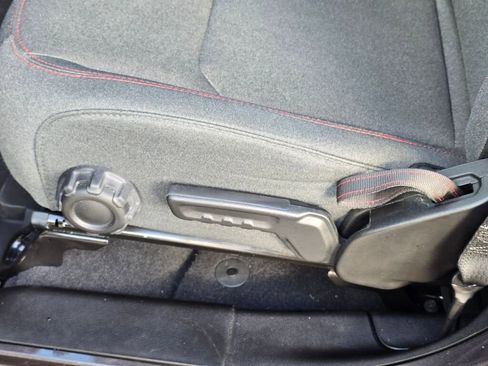 Used 2024 Jeep Wrangler Unlimited Rubicon w/ Convenience Group image 25