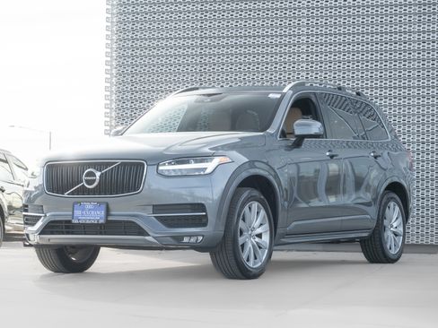 Used 2019 Volvo XC90 T6 Momentum image 7