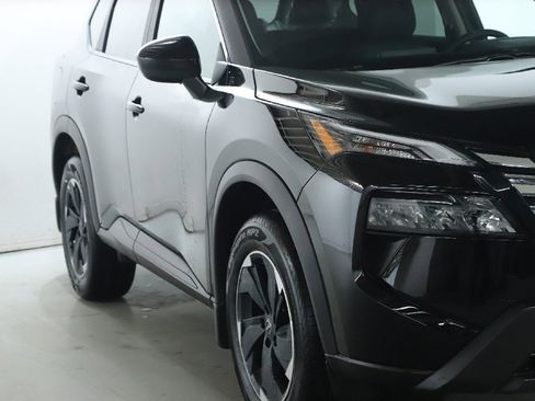 Certified 2026 Nissan Rogue SV image 9