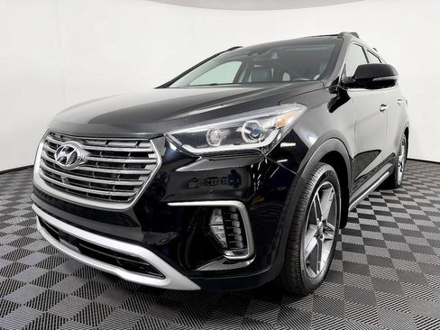 Used 2017 Hyundai Santa Fe Limited AWD/4WD image 3