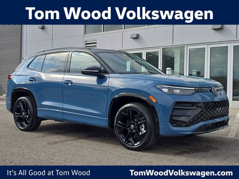 New 2026 Volkswagen Tiguan SE R-Line AWD/4WD image 1