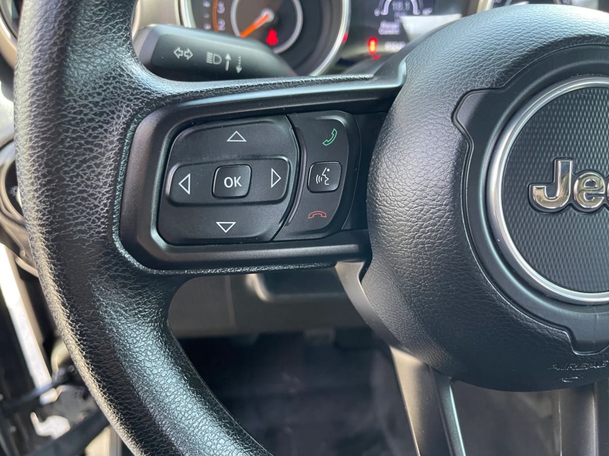 Used 2018 Jeep Wrangler Sport AWD/4WD image 25