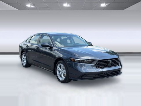 New 2026 Honda Accord LX image 7
