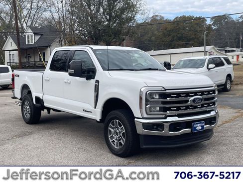 Used 2024 Ford F250 Lariat image 1