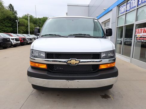 New 2026 Chevrolet Express 2500 w/ Enhanced Convenience Package RWD image 5