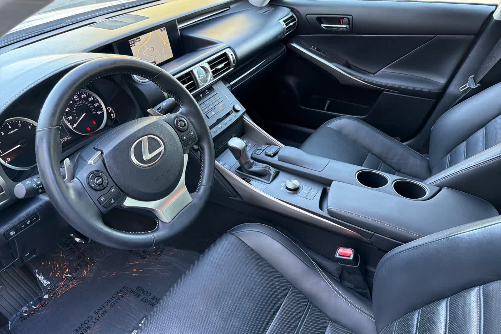 Used 2015 Lexus IS 350 RWD image 11