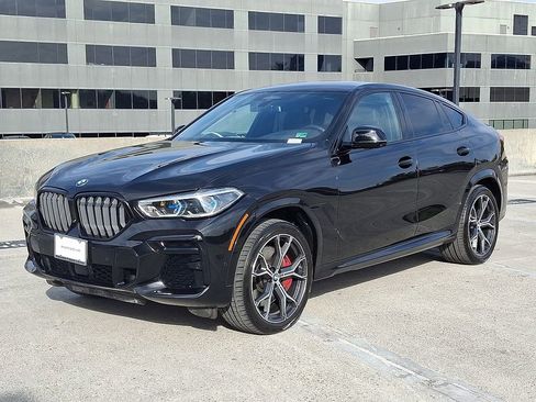 Used 2022 BMW X6 M50i w/ Executive Package image 1