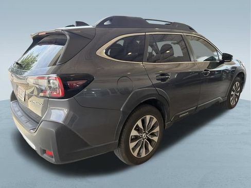 Used 2024 Subaru Outback Limited AWD/4WD image 3