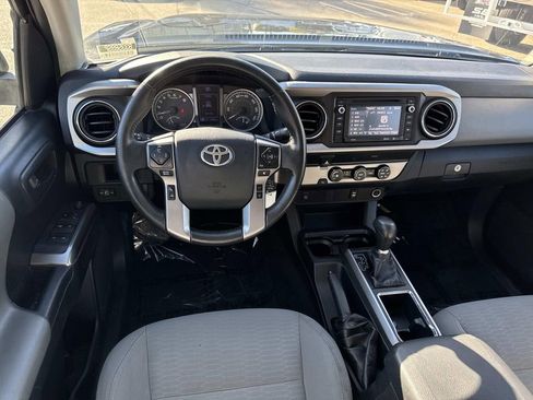 Used 2019 Toyota Tacoma SR5 image 11