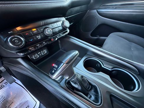 Used 2022 Dodge Durango SXT image 15