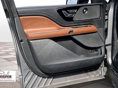 Used 2022 Lincoln Aviator Reserve w/ Equipment Group 201A image 22