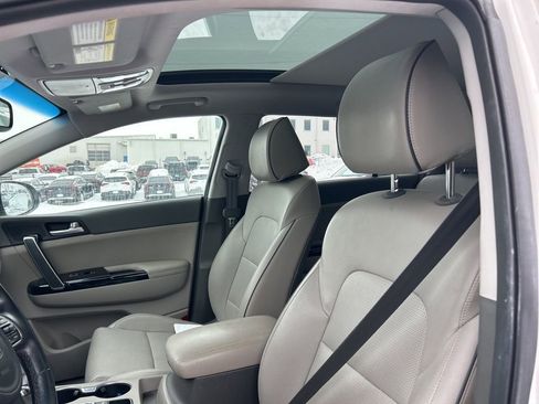 Used 2019 Kia Sportage EX w/ Option Group 040 image 9