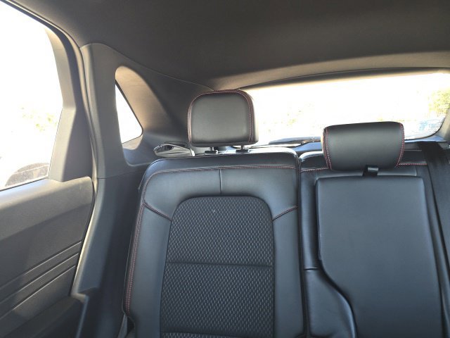 Used 2025 Ford Escape ST-Line FWD image 17