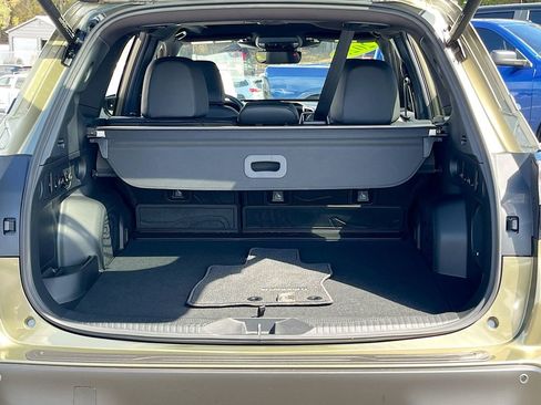 Used 2025 Subaru Forester Limited image 27