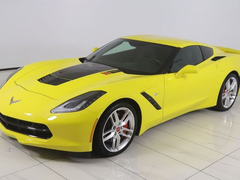 Used 2016 Chevrolet Corvette Stingray Coupe RWD image 29