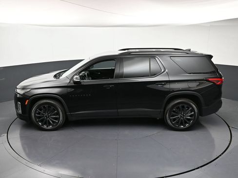 Used 2023 Chevrolet Traverse RS w/ LPO, Floor Liner Package AWD/4WD image 17
