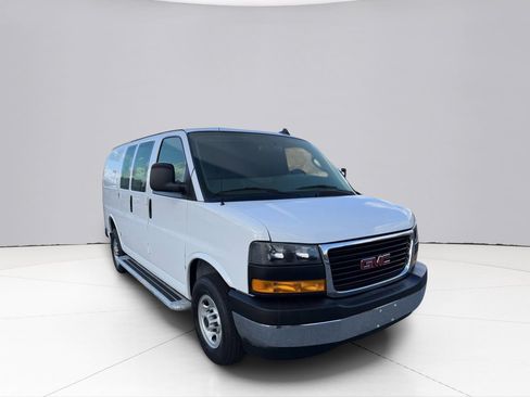 Used 2024 GMC Savana 2500 w/ Driver Convenience Package RWD image 7