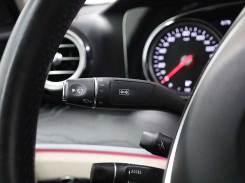 Used 2017 Mercedes-Benz E 300 4MATIC image 28