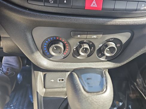 Used 2022 RAM ProMaster City Wagon FWD image 18