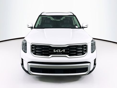 Used 2025 Kia Telluride S image 2