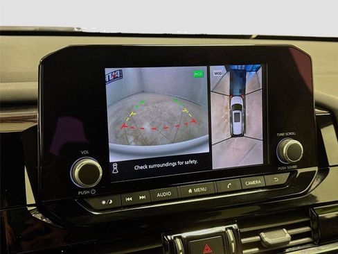 Used 2023 Nissan Pathfinder Rock Creek image 13