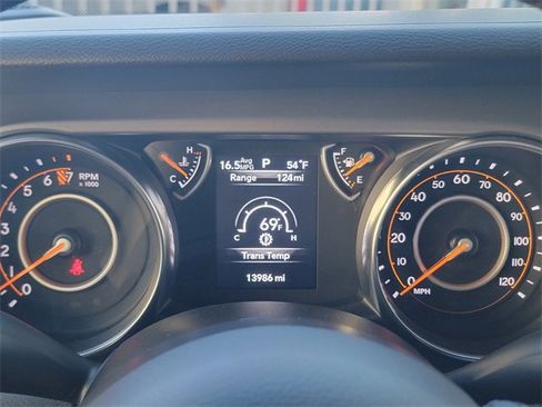 Used 2023 Jeep Gladiator Sport image 35