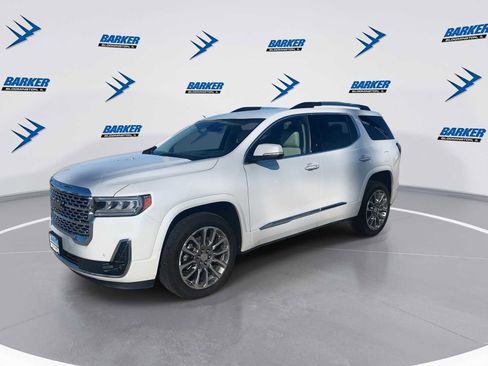 Used 2023 GMC Acadia Denali image 4